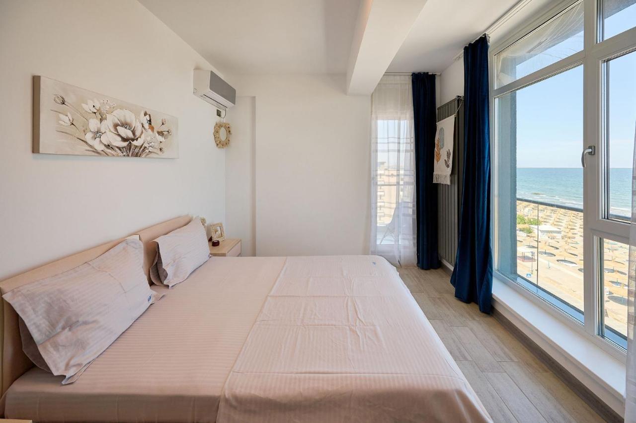 Paradise Sea View 2Bd Apt Spa N Pools Beach Resort Năvodari 외부 사진